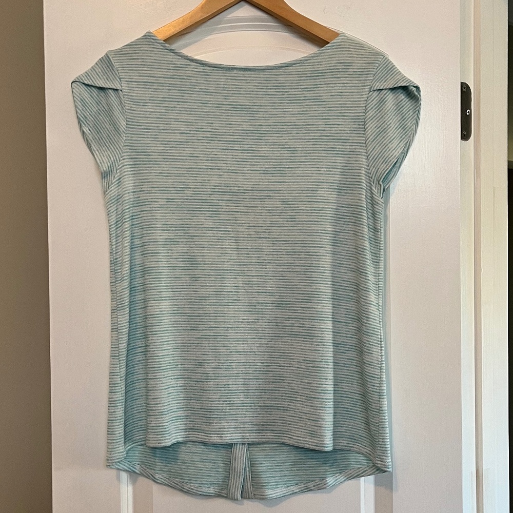 NWT Market & Spruce Bravyan Button Back Detail Knit Top Minty Teal Stripe - SP